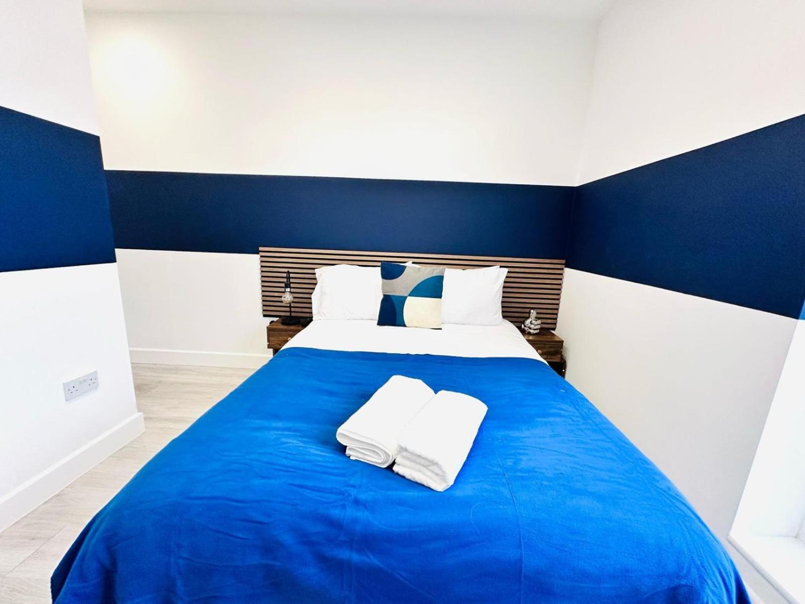 London 58 Blue House City Center Studio, Top Spot エクステリア 写真